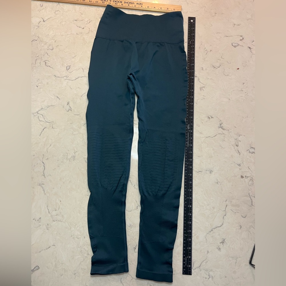 Women's High-Rise Teal Leggings - Picture 2 of 2
